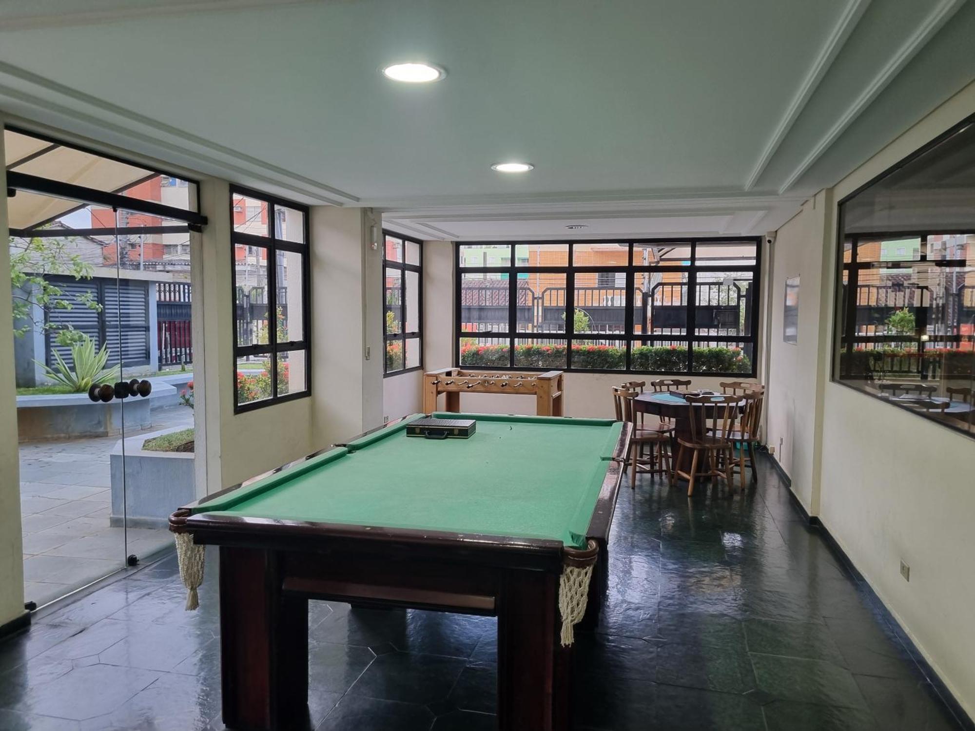 Praia Da Enseada Apartment