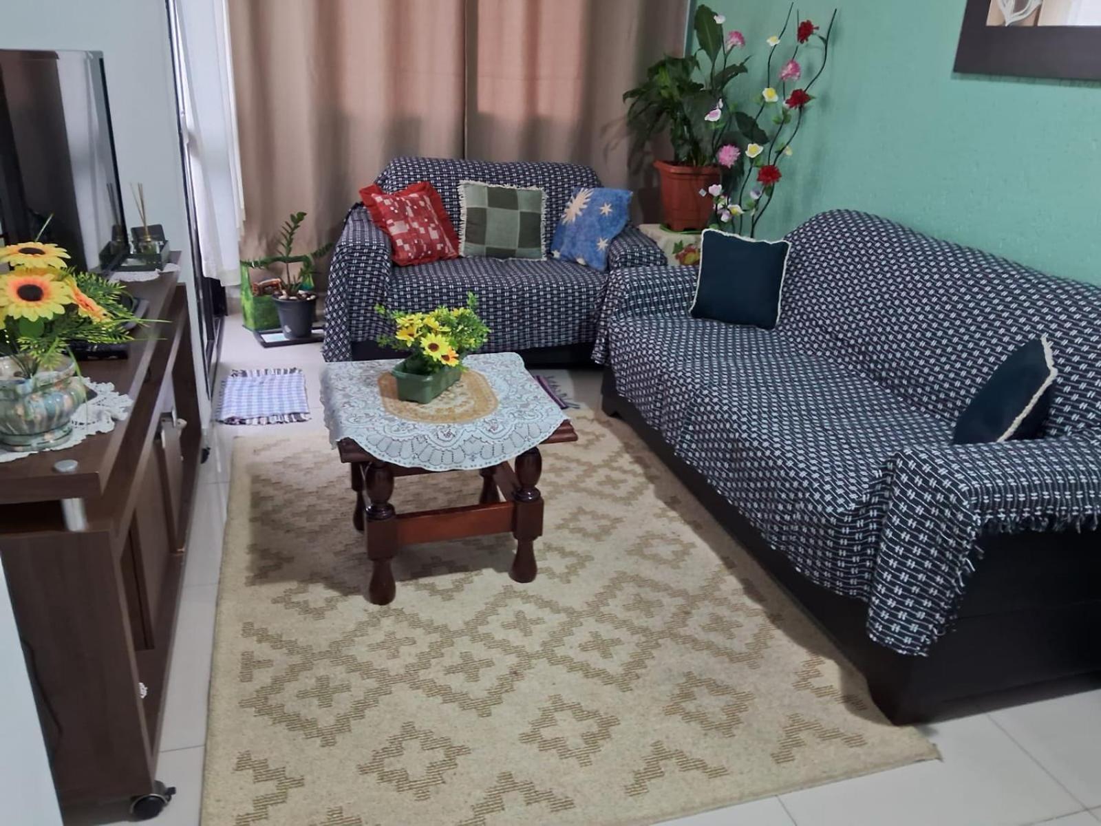 Praia Da Enseada Apartment